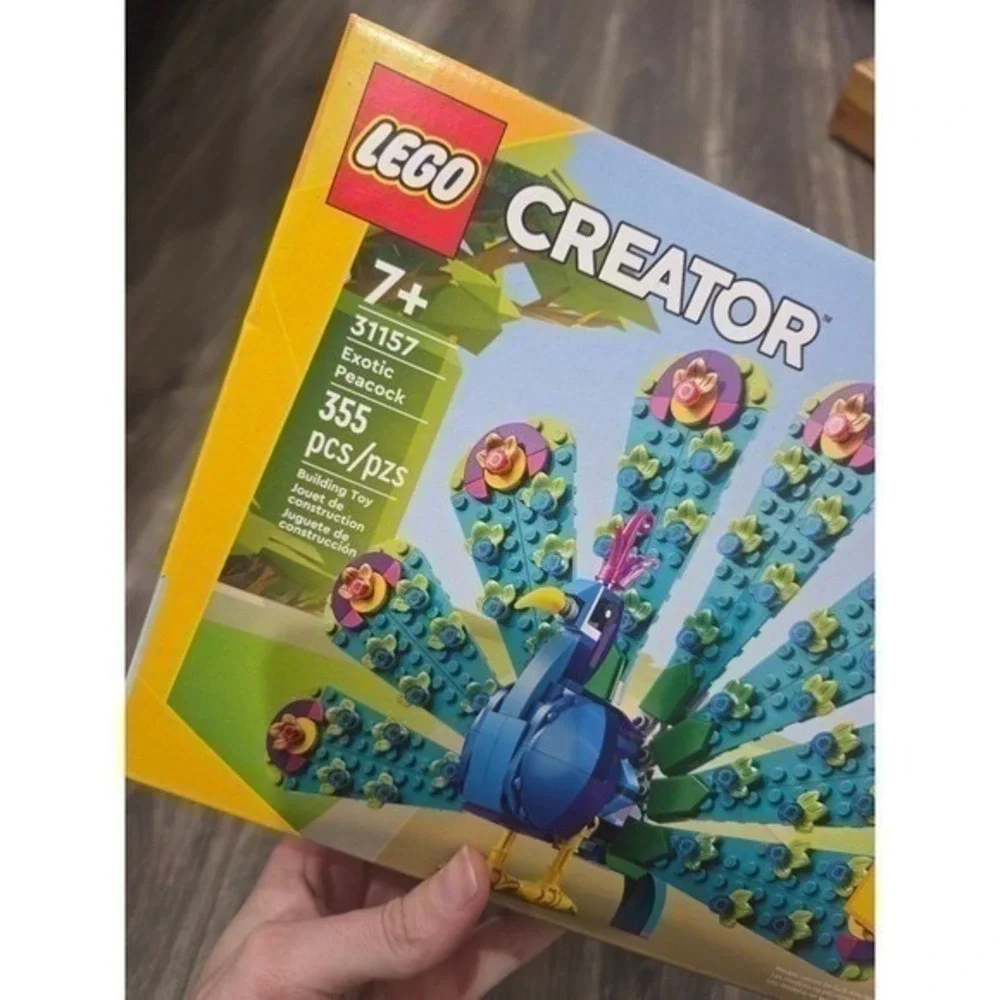 LEGO Creator 3-in-1 Peacock 31157 Set – Build Peacock, Butterfly & Dragonfly